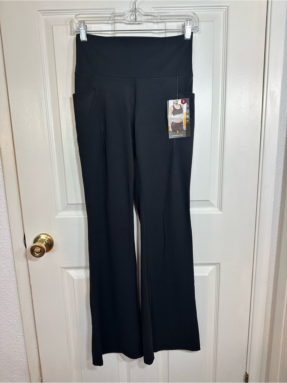 Avia SoftSculpt Women’s Black High-Waist Flare Yoga Pants size small NWT
